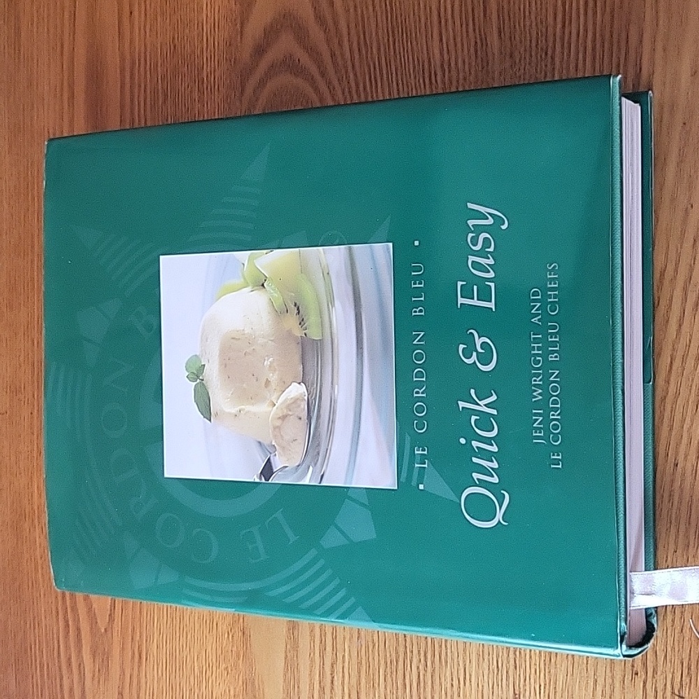 2004 Le Cordon Bleu Quick & Easy Cookbook